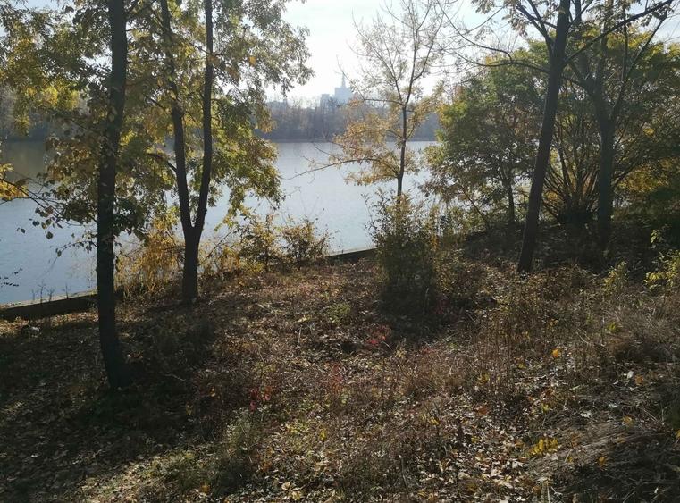 Teren 6000 mp pozitie deosebita lacul Baneasa adancime 140 m - 18