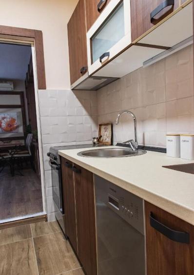 Se inchiriaza apartament cu 2 camere - 3