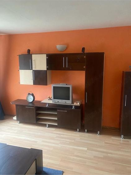 Garsoniera de in chiriat - 5