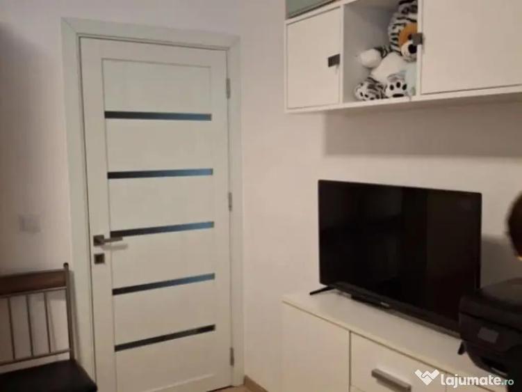 Apartament 2 camere, decomandat - zona Ghimbav - 3