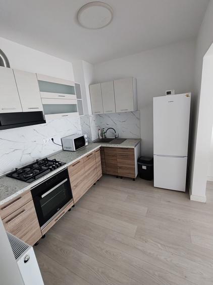 Vand apartament 2 camere - 6