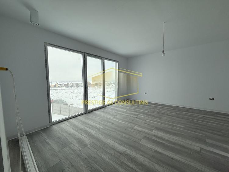 Vila moderna cu structura metalica, tehnologie NZEB si piscina | Giarmata - 17