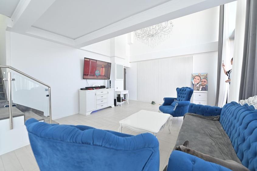 Penthouse Asmita Gardens - 9