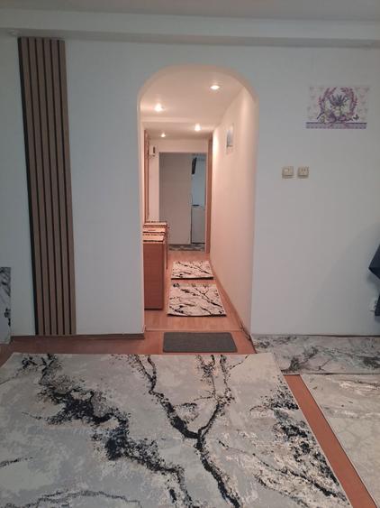 **INCHIRIEZ Apartament Ultracentral Ploiesti** - 8