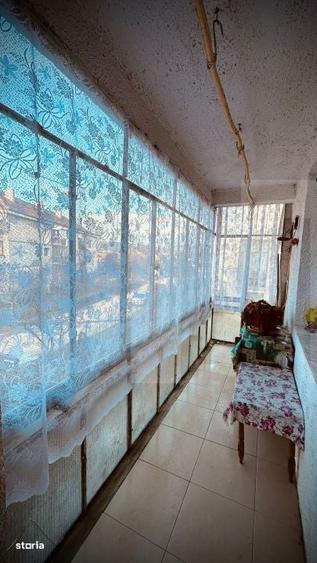 Apartament cu 3 camere si balcon, decoamandat, spatios si calduros in - 3