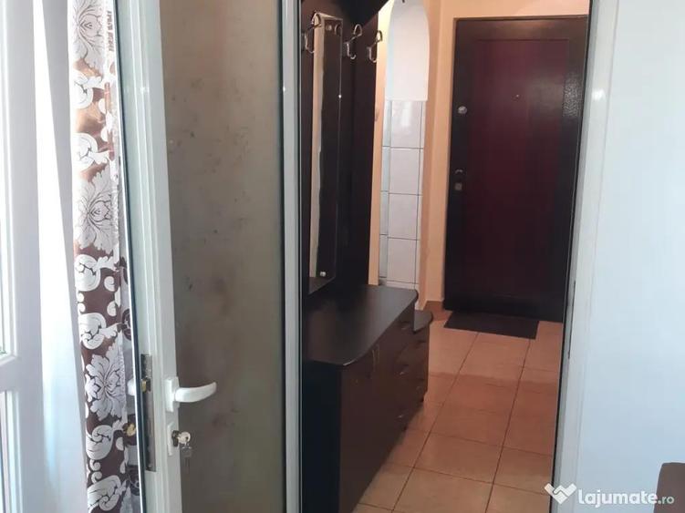 Garsoniera decomandata Ostroveni, 35 mp utili, bloc BCA.. - 2