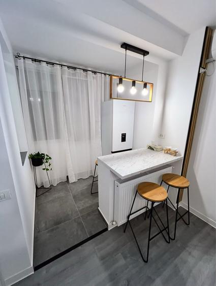 Inchiriez garsoniera Plaza Mall - 6