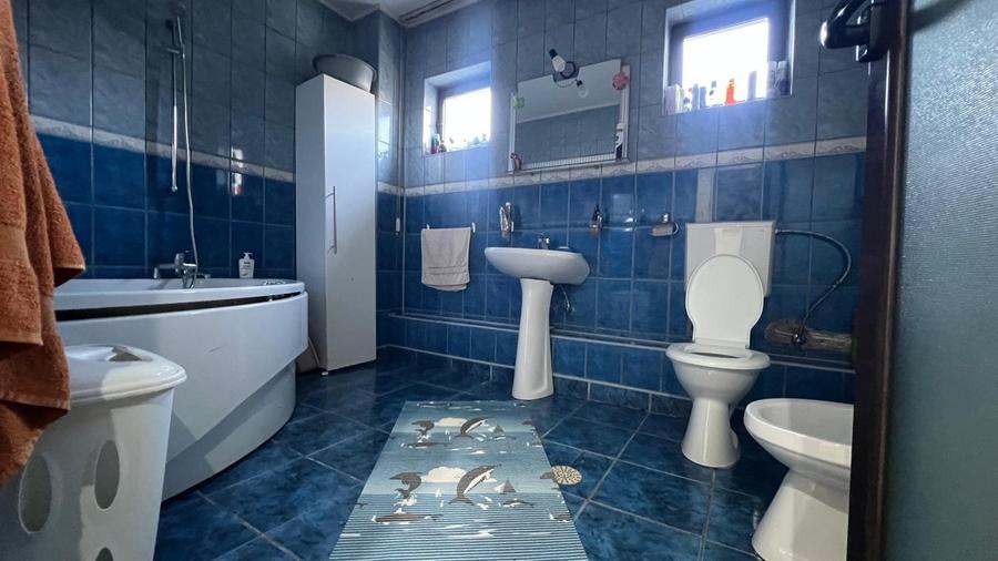 🏡 Acasă în Zăvoi – spațiu, liniște și confort, aproape de tot ce contează - 14