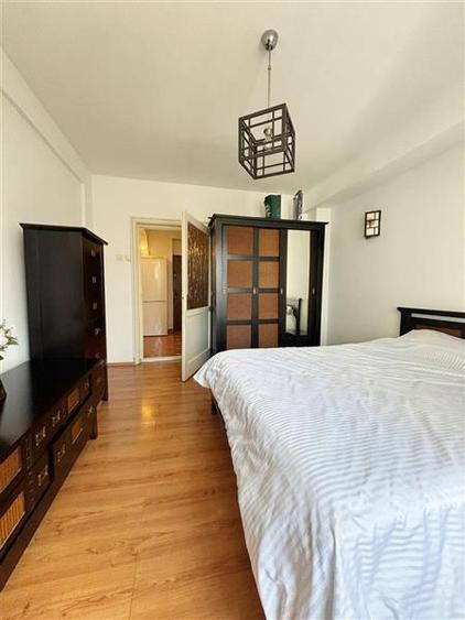 Apartament cu 2 camere decomandat, mobilat în Centrul Civic