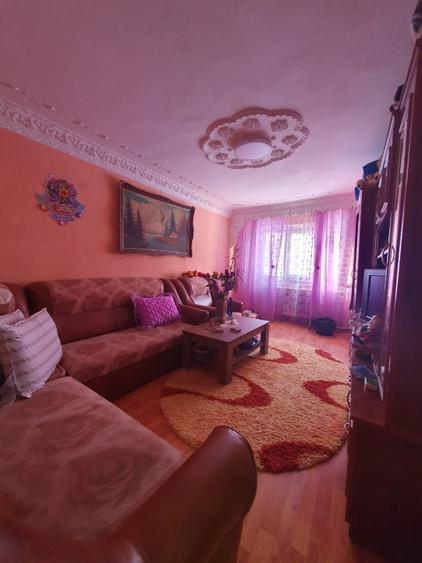 Apartament 2 camere zona Bulevard / Biserica Sf. Vineri , etaj 1 - 8