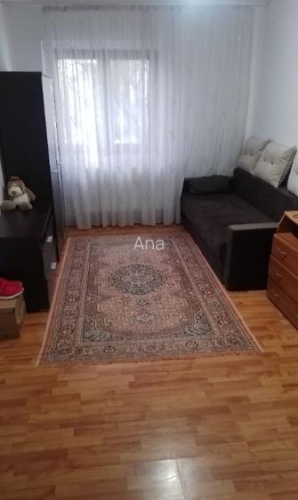 Garsoniera Razboieni, Pitesti