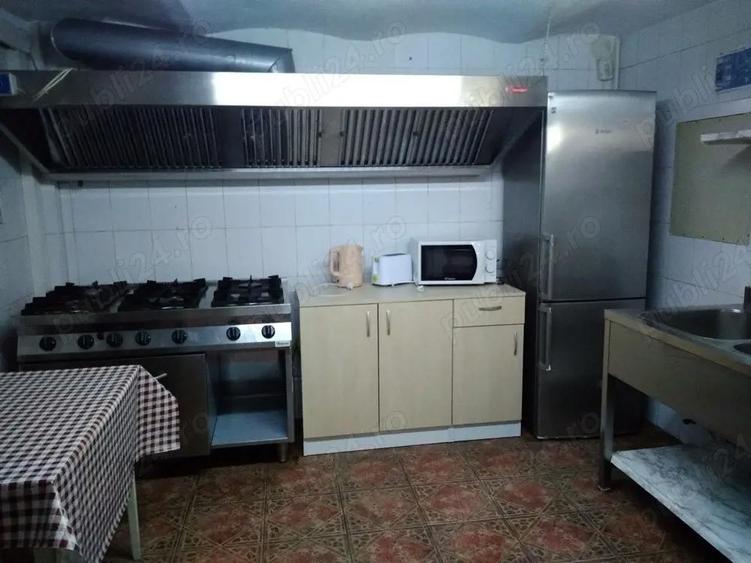 Inchiriez loc in camera pentru o fata - 4