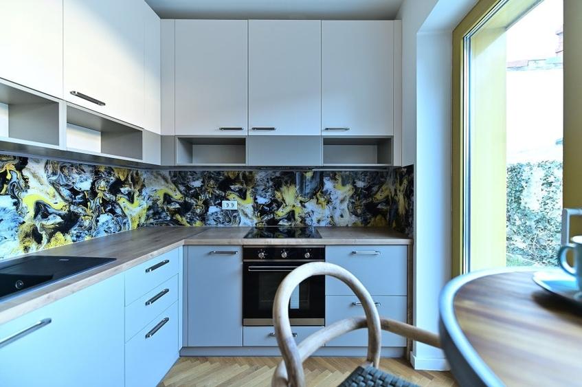 Rafinament, liniște și spațiu exterior privat în centrul Bucureștiului - 10