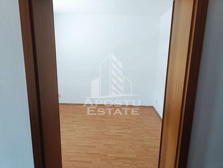 Casa individuala, Timisoara, zona Girocului, 5 camere, 2 bai - 3