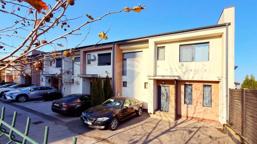 Vila 4 camere | Teren 251 mp | 2 parcari | 10 min Metrou - 5