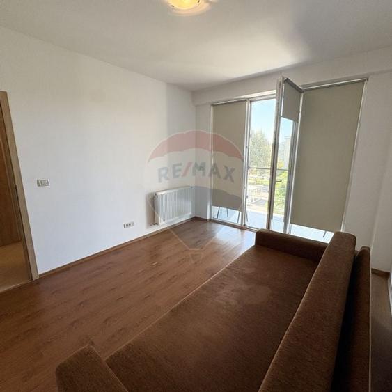 Apartament cu 3 camere de inchiriat - 13