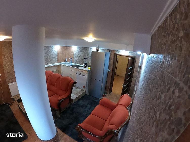 DE INCHIRIAT: apartament 4 Camere la intrare in Lazu - 8