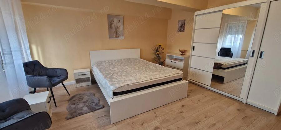 Inchiriez garsoniera, Nufarul - 4