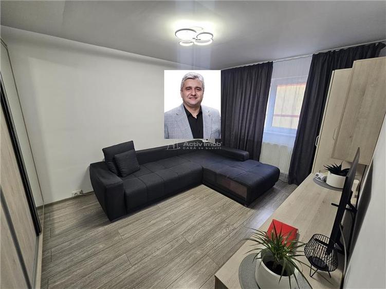 Resita, Garsoniera, Renovata, Mobilata+Utilata, Et. 2, Micro 4 - 25