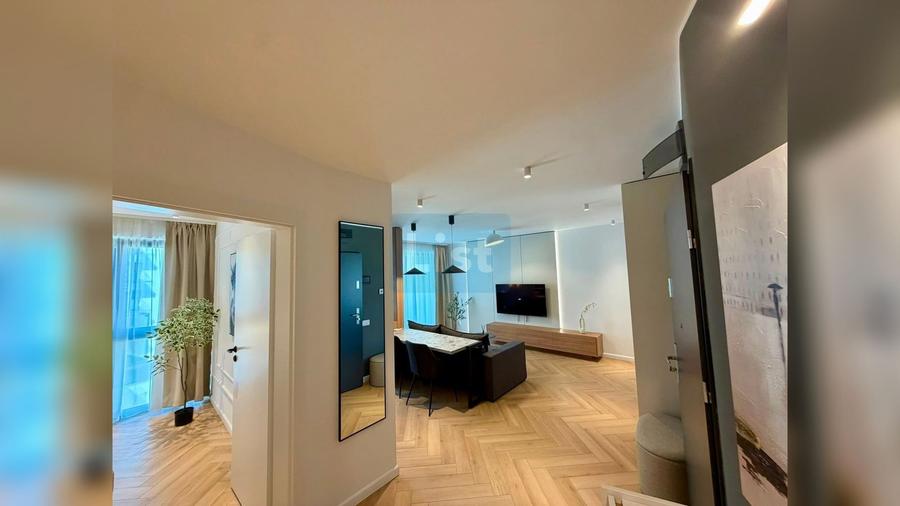 Apartament cu 2 camere semidecomandat în Mărăști