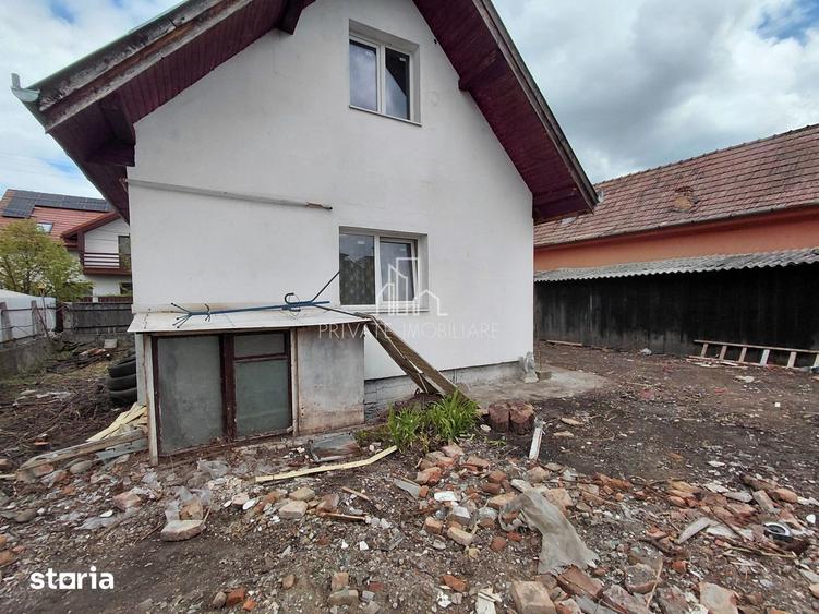 Casă cu 3 camere cu Teren 500 Mp în Central