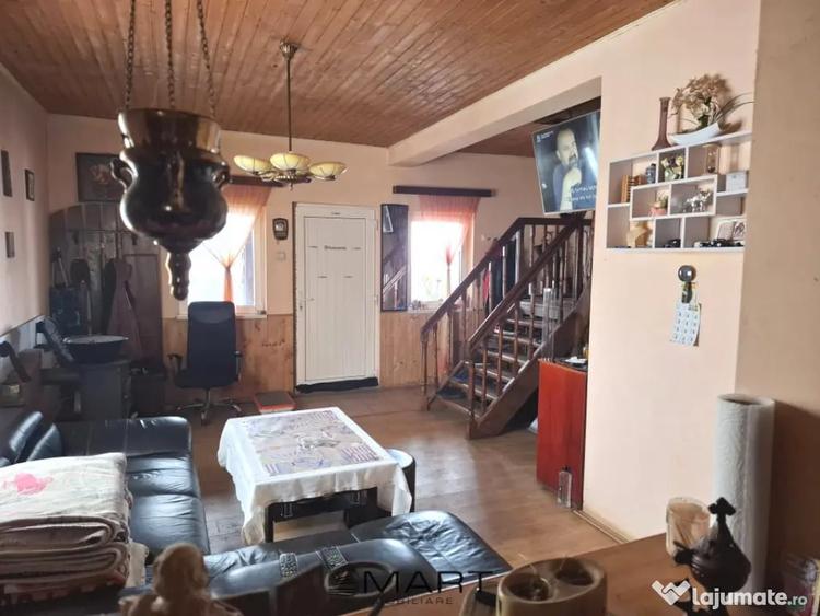 Casă cu 4 camere cu Teren 300 Mp în Sibiel