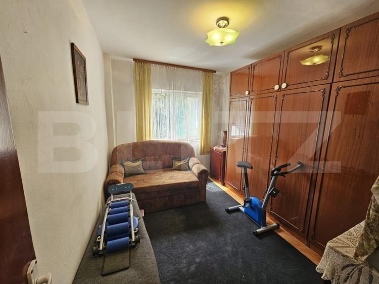 Apartament cu 4 camere decomandat, mobilat în Aiud