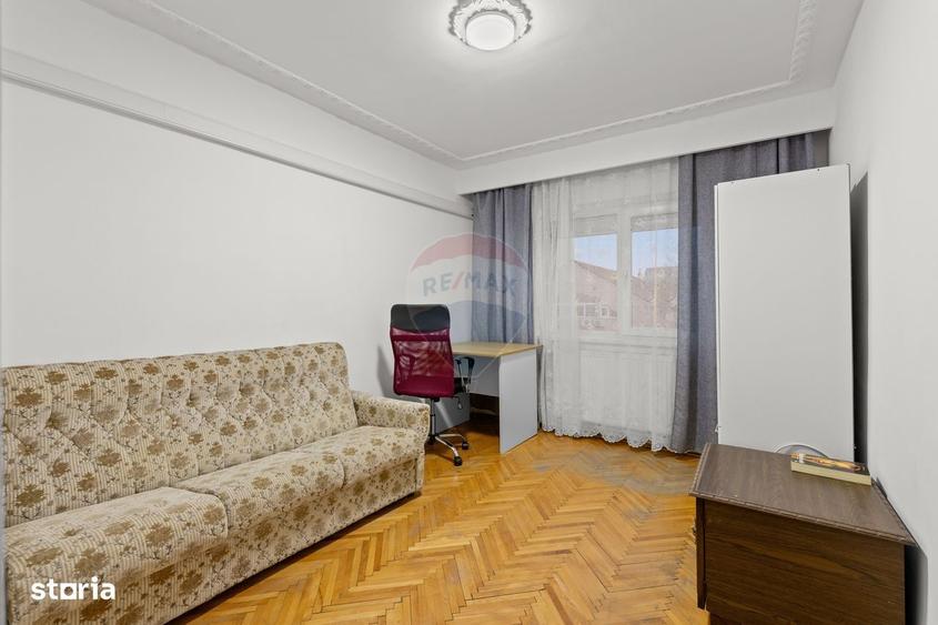 Apartament cu 3 camere în Podgoria