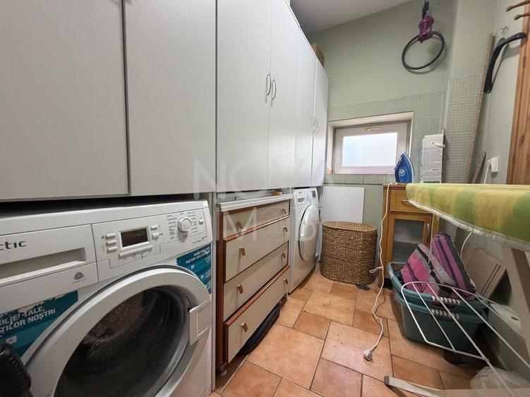 Casă individuală cu 5 camere cu Canalizare în Hipodrom 1