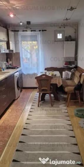 Apartament cu 3 camere decomandat în Craiter