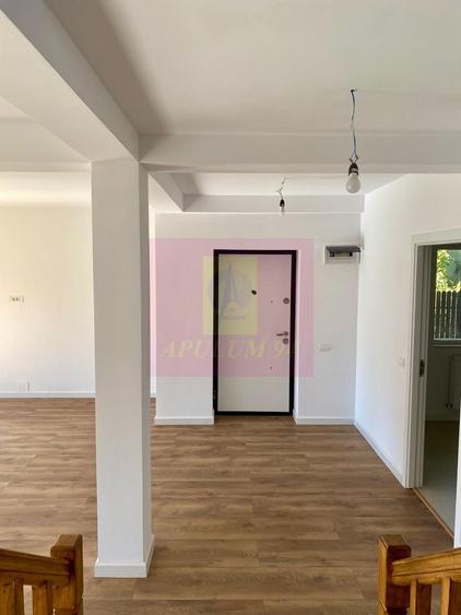 Duplex cu 4 camere cu Canalizare în Mogoșoaia