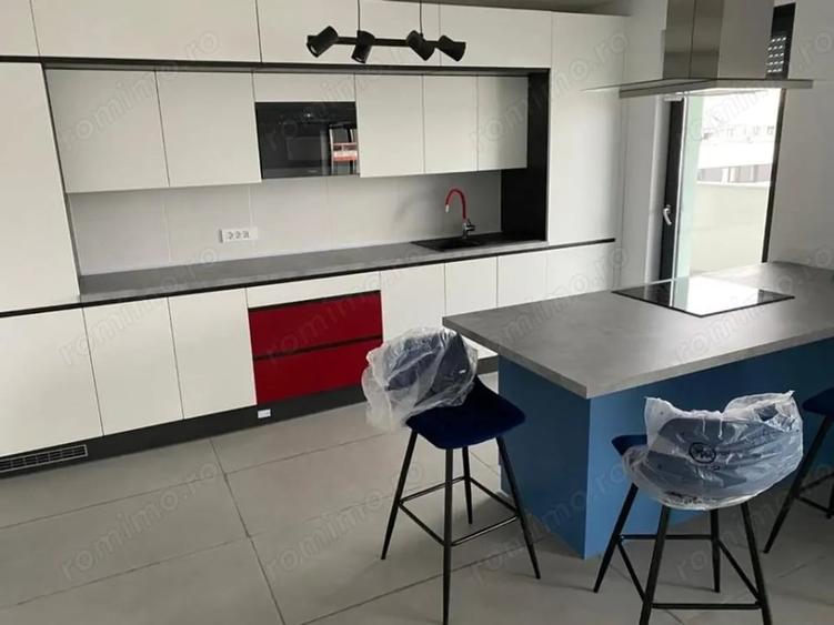 Apartament cu 3 camere semidecomandat în Dumbrăvița