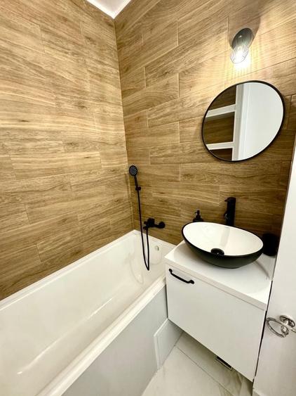 Apartament cu 2 camere semidecomandat în Radu Negru