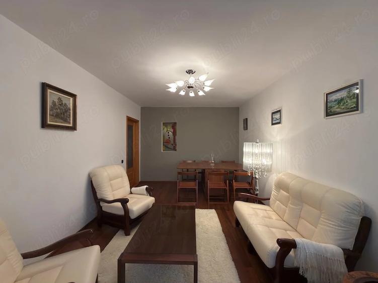 Apartament cu 3 camere decomandat în Central