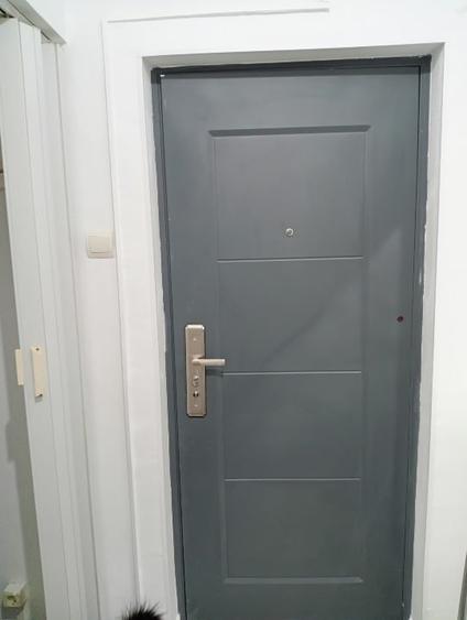 Garsonieră decomandată, mobilată în Calea Victoriei