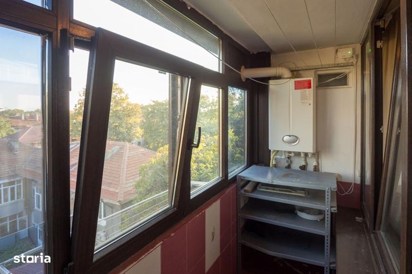 Apartament cu 2 camere, mobilat în Eroii Revoluției