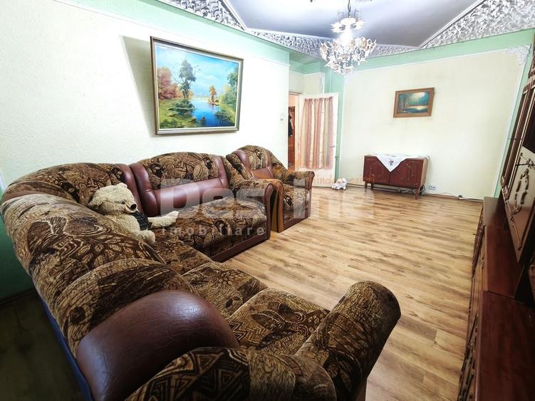 Apartament cu 4 camere decomandat în Lunca Cetățuii