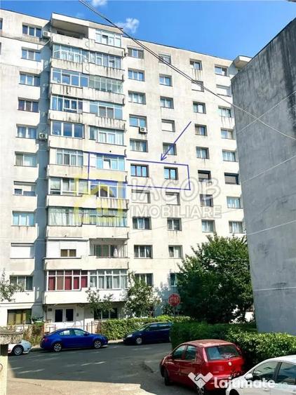 Apartament cu 3 camere decomandat în Alecu Russo