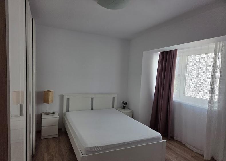Apartament cu 2 camere decomandat, mobilat în Titulescu