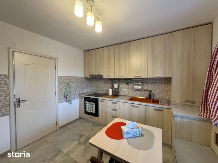 Casă cu 4 camere cu Teren 550 Mp în Crevedia