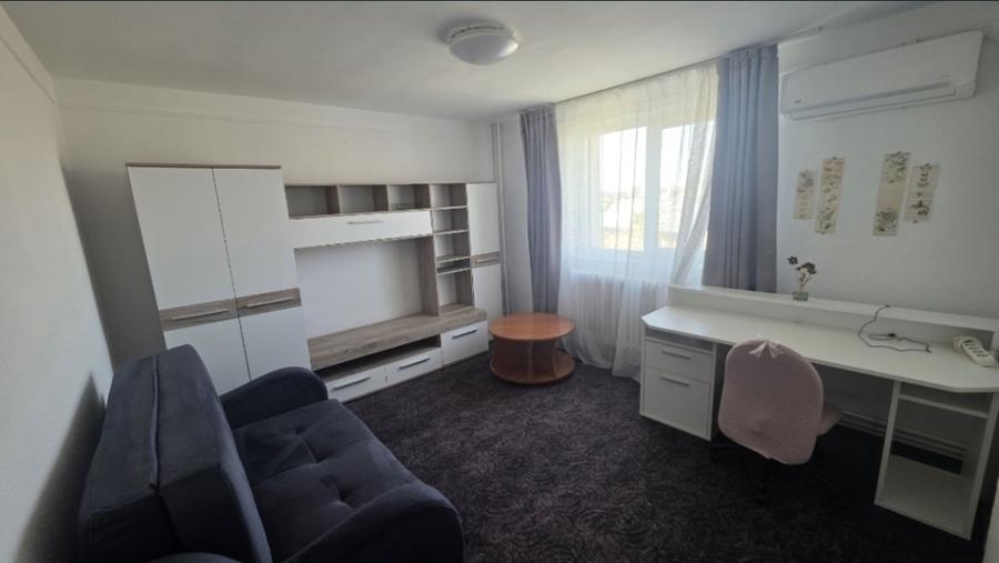 Apartament cu 2 camere decomandat, mobilat în Hala Centrală