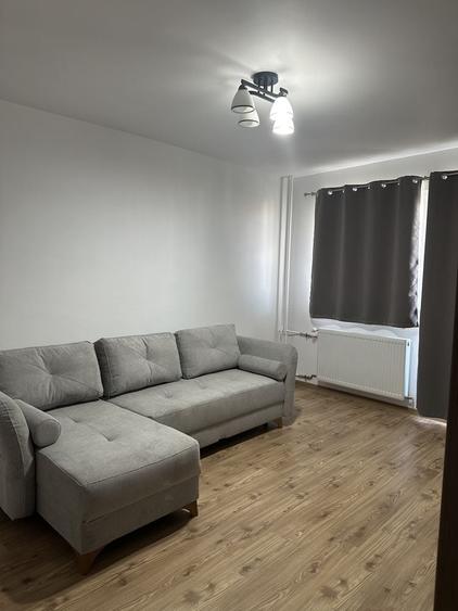 Apartament cu 3 camere decomandat în Lotus