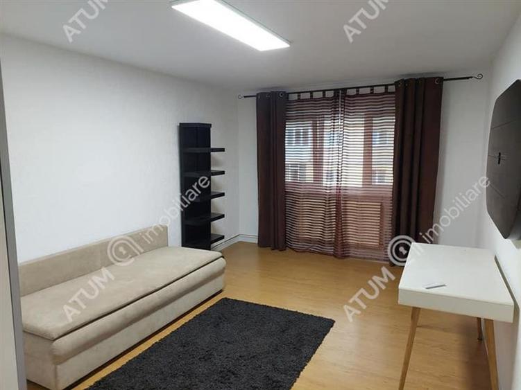 Apartament 2 camere balcon si pivnita situat in zona Strand din Sibiu - 1