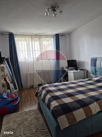 Apartament cu 4 camere în Central