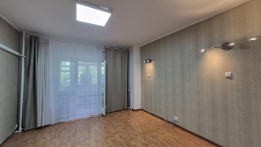 Apartament cu 3 camere decomandat în Decebal