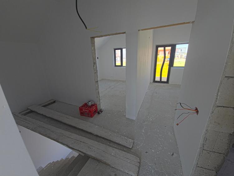 Vilă nouă individuală Valu lui Traian 4 dormitoare 2 băi - 11