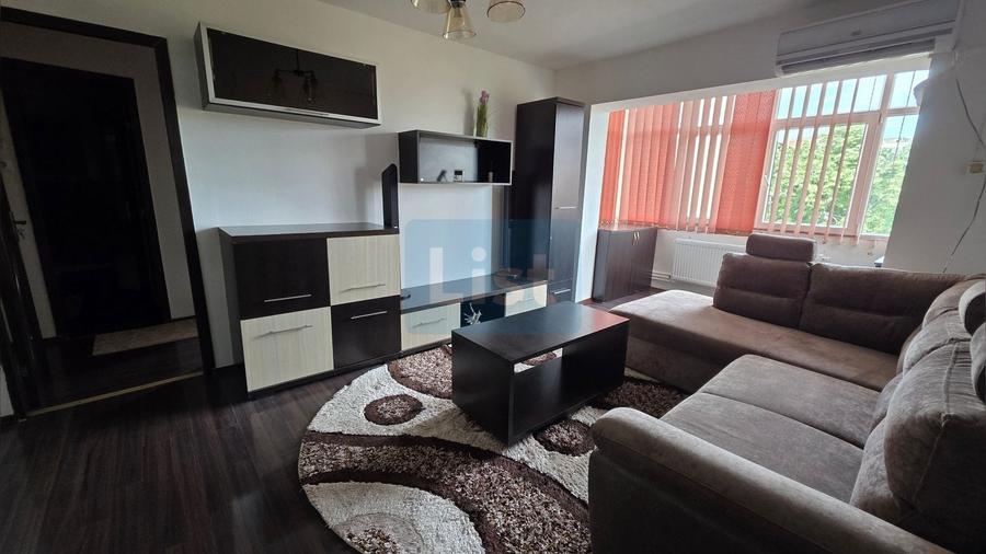 Apartament cu 2 camere semidecomandat în Crihala