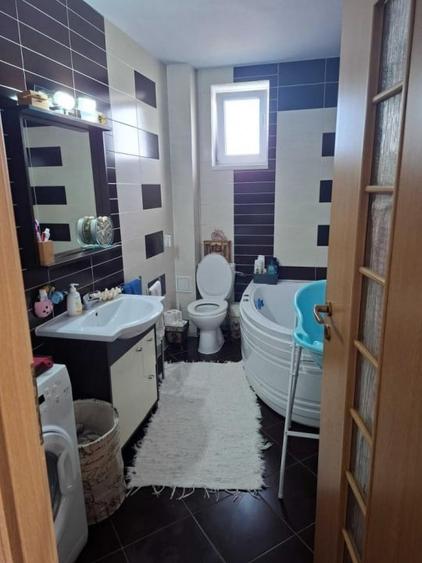 Apartament cu 2 camere decomandat, mobilat în Independenței