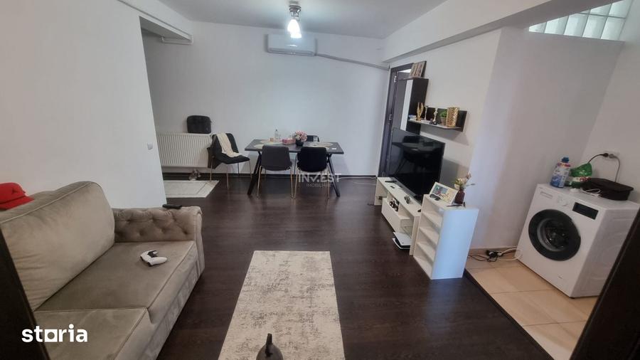 Apartament cu 3 camere în Valea Adâncă