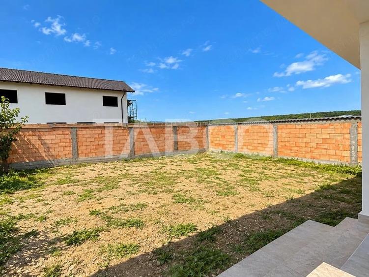 Casă cu 4 camere cu Teren 507 Mp în Central